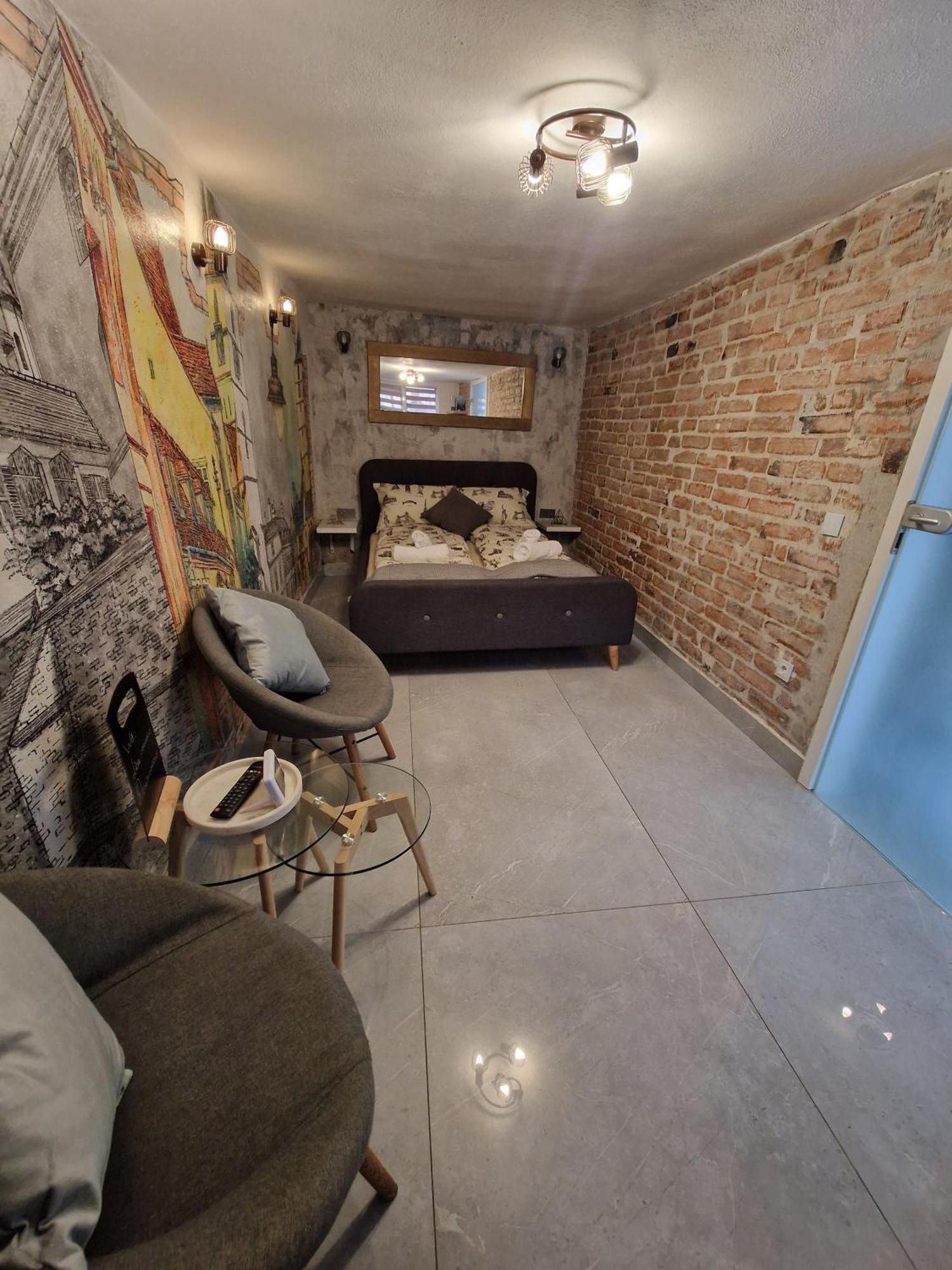 Old Town Studio Apartment Sibiu Extérieur photo